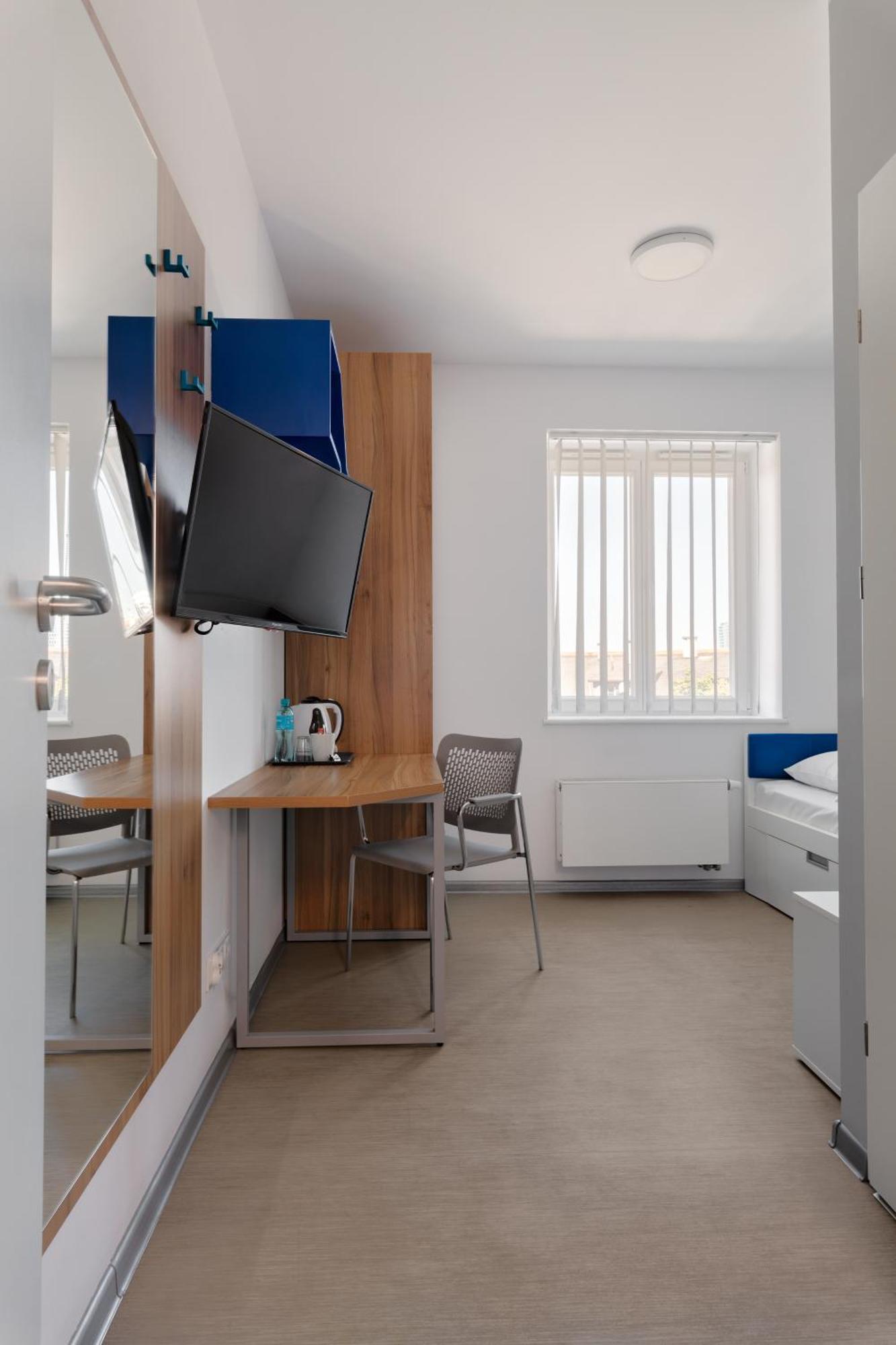 Esperanto Aparthotel *